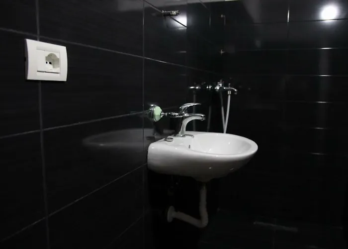 Auberge de jeunesse Eden *